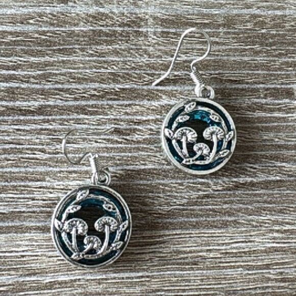 Mushroom earring N376 - Picture 3 of 4